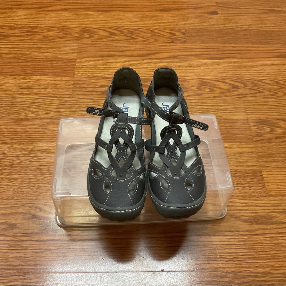 JBU by Jambu  women’s memory foam Mary Jane’s 
Grey size 8